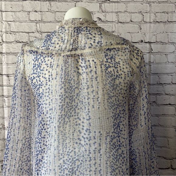 Carling in Love paris top printed ruffle button top Medium - Picture 6 of 14